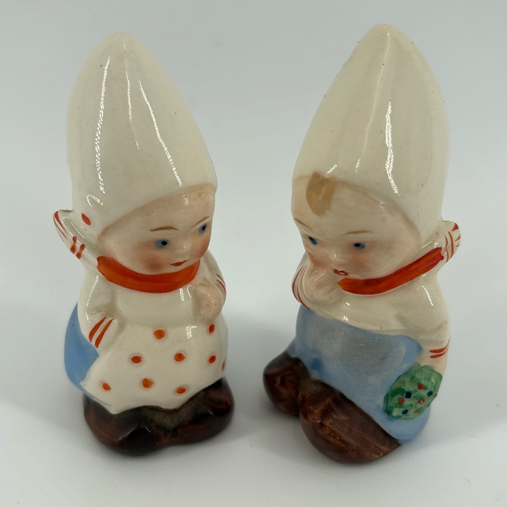 Vintage Goebel Dutch boy and girl salt and pepper shakers